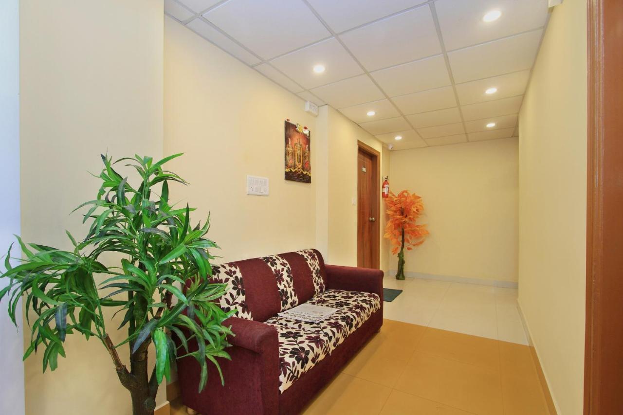 Oyo 10291 Sri Venkatadri Residency Hotel Bangalore Exterior photo