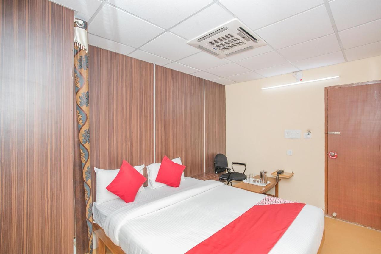 Oyo 10291 Sri Venkatadri Residency Hotel Bangalore Exterior photo