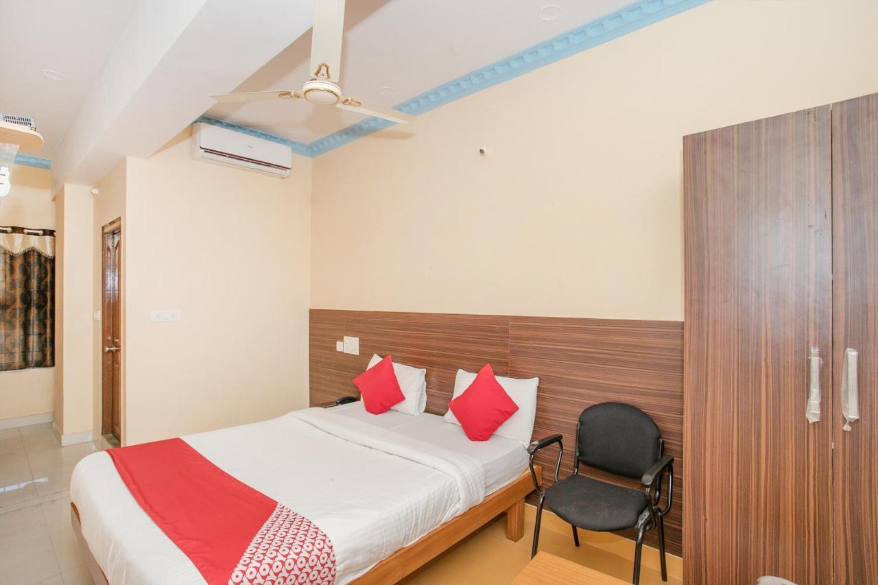 Oyo 10291 Sri Venkatadri Residency Hotel Bangalore Exterior photo